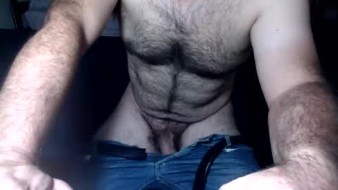 Snapshot of oldjeremy chatting on 11.01.25 oldjeremy online show from 11.01.25