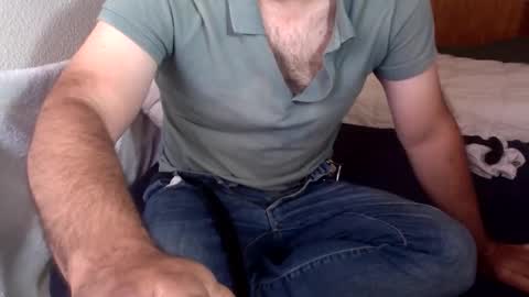 Snapshot of oldjeremy chatting on 05.17.26 oldjeremy online show from 05.17.26