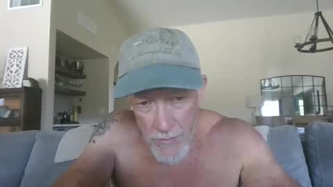 Snapshot of oldmanmeataz chatting on 04.29.26 oldmanmeataz online show from 04.29.26