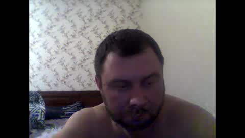 Snapshot of olegvvvvv chatting on 03.10.25 olegvvvvv online show from 03.10.25