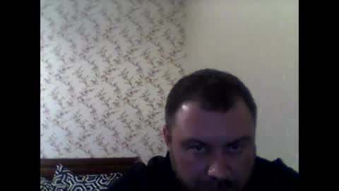 Snapshot of olegvvvvv chatting on 10.17.25 olegvvvvv online show from 10.17.25