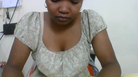 Snapshot of olgamariah203875 chatting on 06.12.26 olgamariah203875 online show from 06.12.26