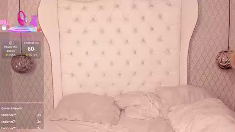 Snapshot of oliiverr22 chatting on 10.20.25 oliiverr22 online show from 10.20.25