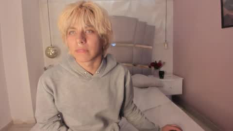 Snapshot of oliiverr22 chatting on 11.03.25 oliiverr22 online show from 11.03.25