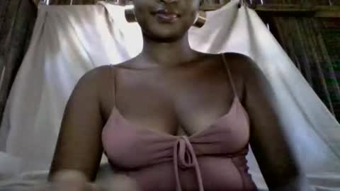 olinah610 online show from 04.17.26