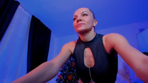 oliva_candy online show from 12.24.24