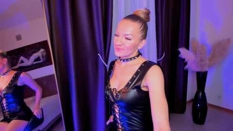 oliva_candy online show from 01.21.25