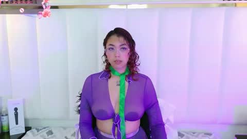 olive  online show from 10.05.25