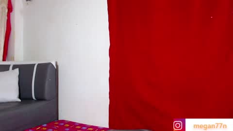 Snapshot of oliver_and_megan chatting on 12.11.24 Oliver and MeganIndependent online show from 12.11.24