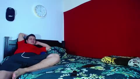 Snapshot of oliver_and_megan chatting on 10.17.25 Oliver and MeganIndependent online show from 10.17.25