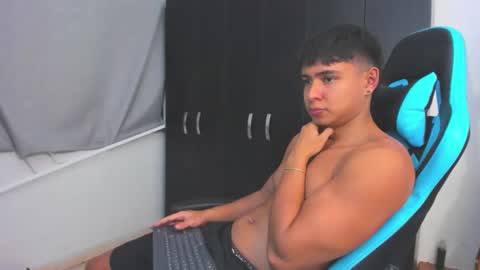 Oliver bray online show from 12.01.25