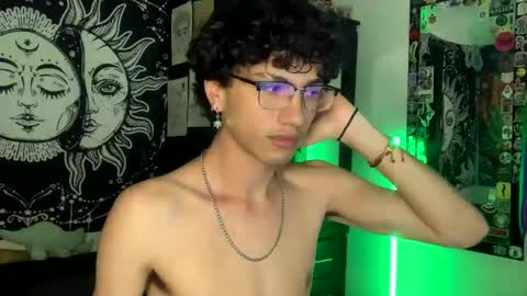 Snapshot of oliver_fast_ chatting on 10.05.25 Oliver fast online show from 10.05.25