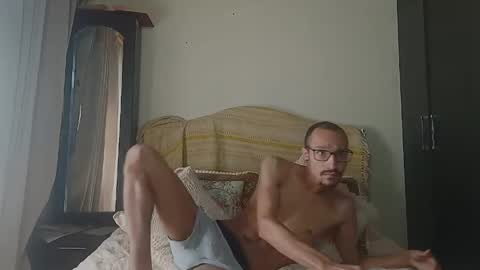 oliver_goldberg online show from 05.04.26