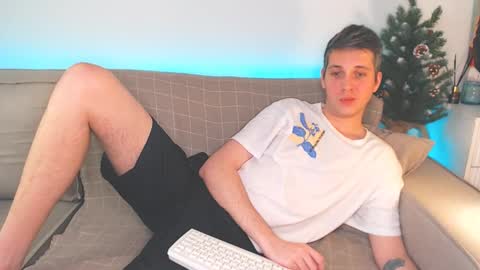 Oliver online show from 01.08.25