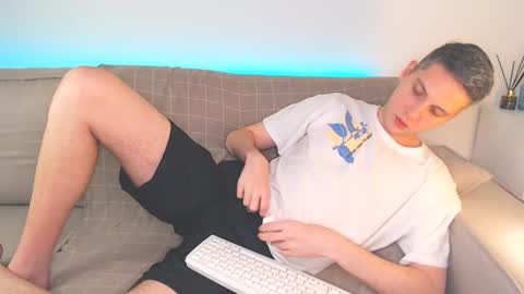 Oliver online show from 01.22.25