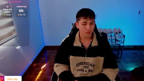 oliveeer online show from 09.11.25