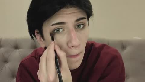 Snapshot of oliver_star_boy chatting on 02.14.26 oliver online show from 02.14.26