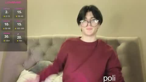 Snapshot of oliver_star_boy chatting on 02.16.26 oliver online show from 02.16.26