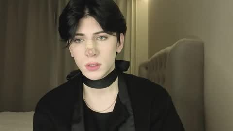 Snapshot of oliver_star_boy chatting on 02.25.26 oliver online show from 02.25.26