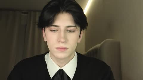 Snapshot of oliver_star_boy chatting on 02.28.26 oliver online show from 02.28.26