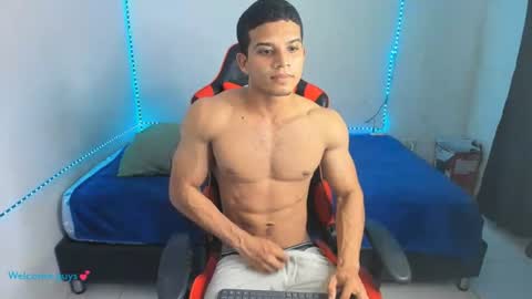 Snapshot of oliver_thompsson chatting on 06.22.26 oliver thompsson online show from 06.22.26