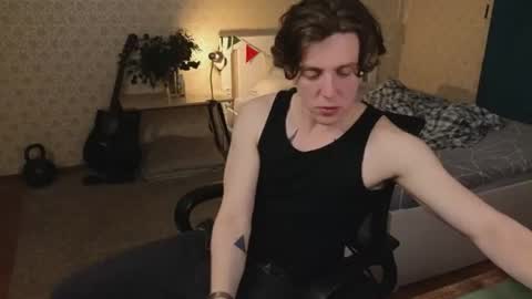 Snapshot of oliver_travis chatting on 06.18.26 Oliver Evans online show from 06.18.26