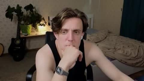 Snapshot of oliver_travis chatting on 07.29.26 Oliver Evans online show from 07.29.26