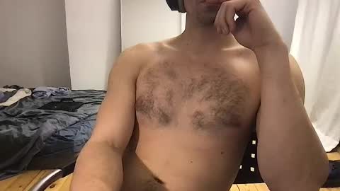 oliverbisbis1 online show from 10.14.25