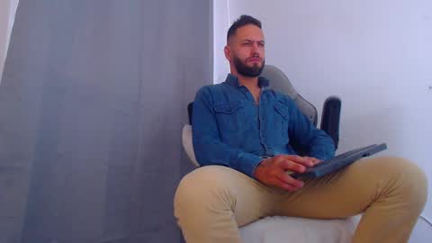 oliver online show from 12.16.24