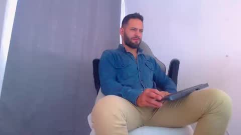 oliver online show from 12.31.24