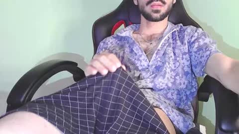 Snapshot of olivereff chatting on 02.20.26 Oliver online show from 02.20.26