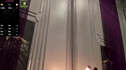 Snapshot of oliversport chatting on 09.26.25 OliverSport online show from 09.26.25