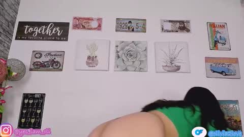 Snapshot of olivia22love chatting on 09.11.25 ..................................... 500 am- 1200 pm GMT-5 online show from 09.11.25