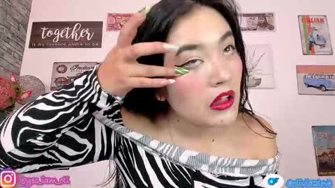 ..................................... 500 am- 1200 pm GMT-5 online show from 11.23.25