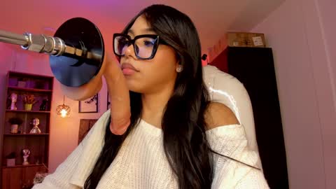 Olivia online show from 01.15.25