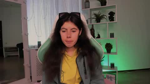 olivia__low online show from 05.01.26