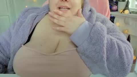 Olivia Gold online show from 03.06.25