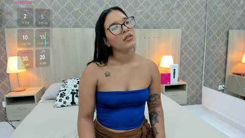Snapshot of olivia_carballo chatting on 04.12.26 Olivia online show from 04.12.26
