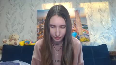 Olivia online show from 01.11.25