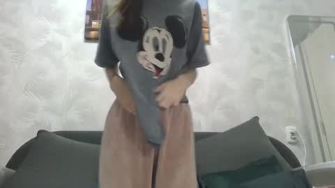 Olivia online show from 01.24.25