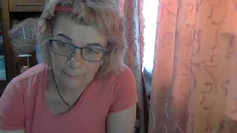Olivia Mia online show from 05.27.26