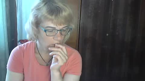Snapshot of olivia_mia25 chatting on 07.10.26 Olivia Mia online show from 07.10.26