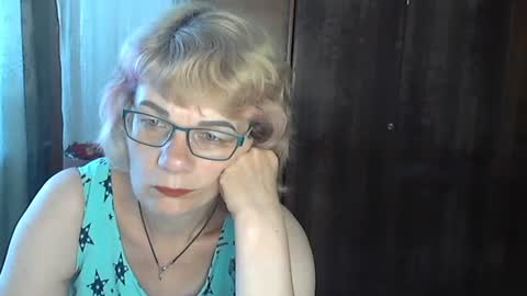 Snapshot of olivia_mia25 chatting on 07.13.26 Olivia Mia online show from 07.13.26