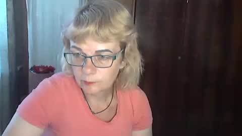 Snapshot of olivia_mia25 chatting on 07.14.26 Olivia Mia online show from 07.14.26