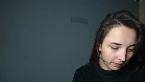 Olivia online show from 10.03.25