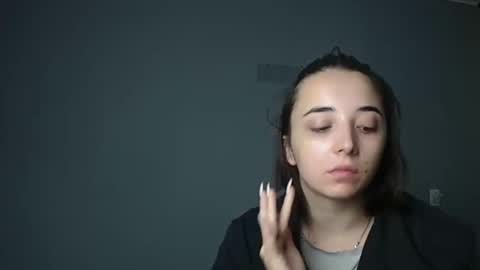 Olivia online show from 10.07.25