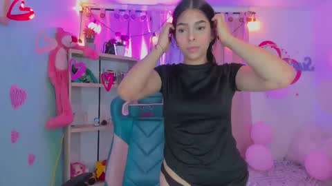 olivia_pretty_ online show from 02.22.25