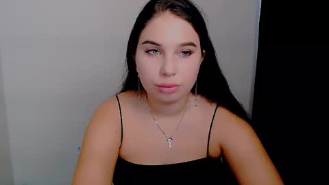 Snapshot of olivia_red_ chatting on 09.10.25 Olivia online show from 09.10.25