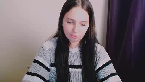 Snapshot of olivia_red_ chatting on 09.30.25 Olivia online show from 09.30.25