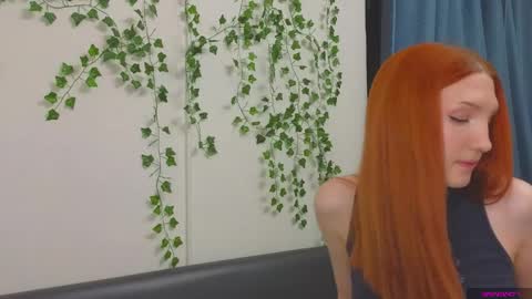 Snapshot of olivia_rid chatting on 10.04.25 OLIVIA online show from 10.04.25